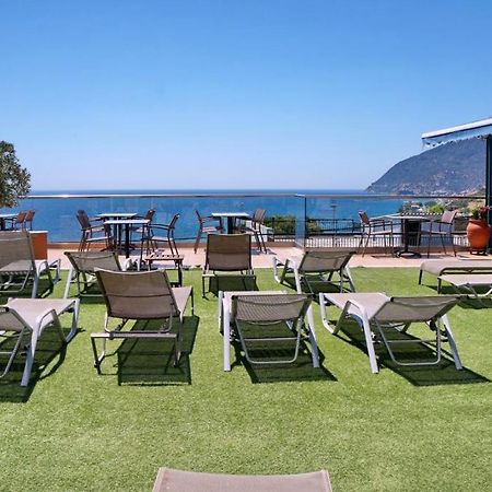 Hotel Vicky II Plomari Екстериор снимка