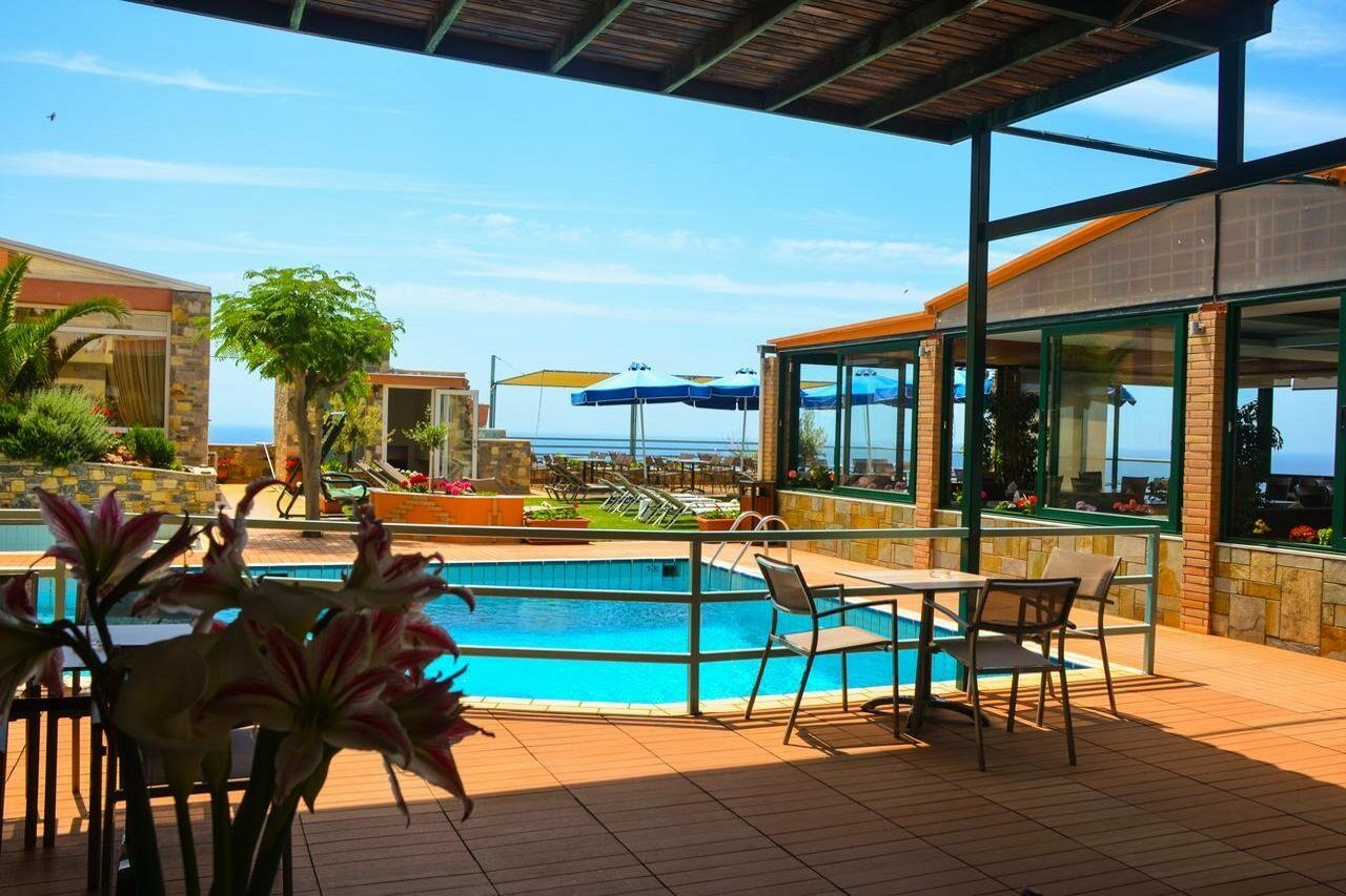 Hotel Vicky II Plomari Екстериор снимка