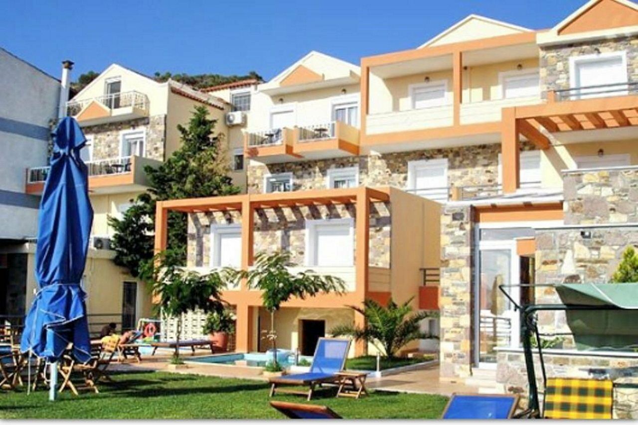 Hotel Vicky II Plomari Екстериор снимка